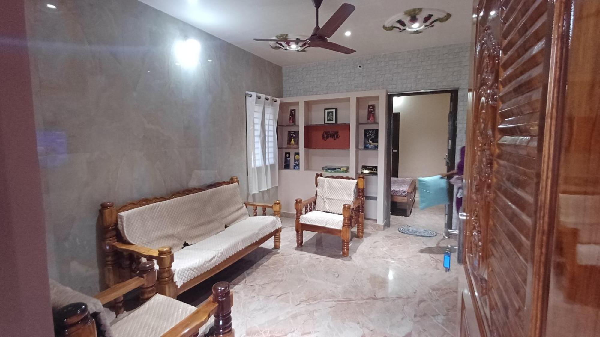 Shi'S Thulasi 2Bhk In Coimbatore Near To Karpagam College, Palakkad Highway, Rathinam College And More エクステリア 写真